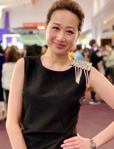 香港女演员小宝生活照,香港女演员的日常魅力瞬间