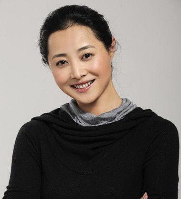 潘慰个人资料,从行业新锐到领军人物，揭秘他的成长之路