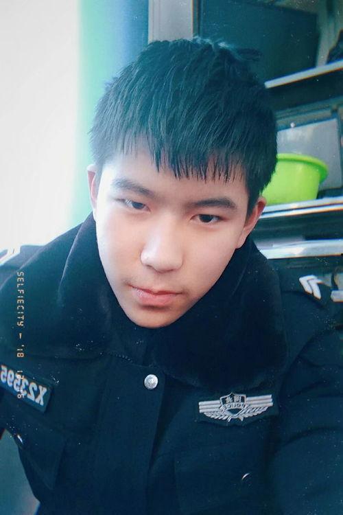 网红嘶吼的图片